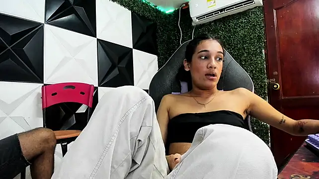 Chat XXX ao vivo de hottercouple18