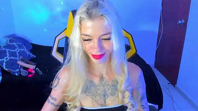 Chat +18 de Ivy_Rosa ao vivo