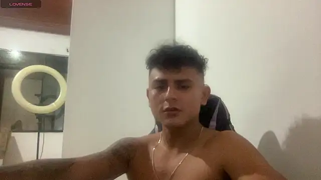 bob_petersonn's Webcam Show