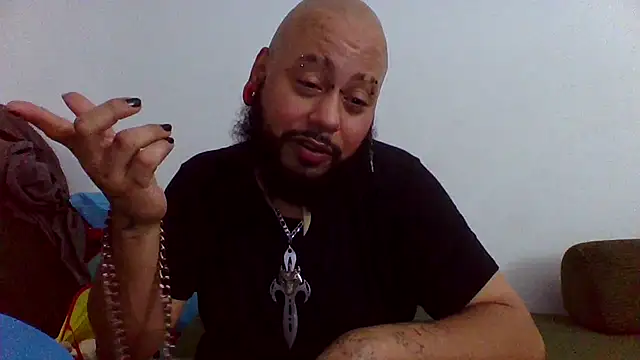 WitchiKitti live XXX chat