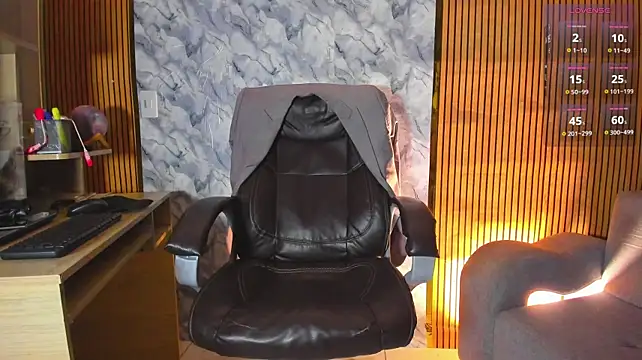 Hideintheoffice 现场XXX聊天