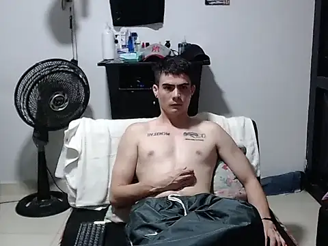 Zac_Efront – Naživo XXX chat