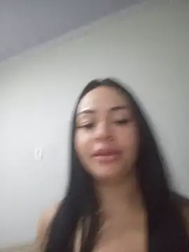 Czat XXX na żywo – Newhot__Rj