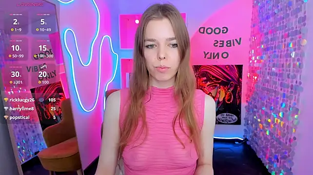 Chat XXX en directo de TinaTayylor
