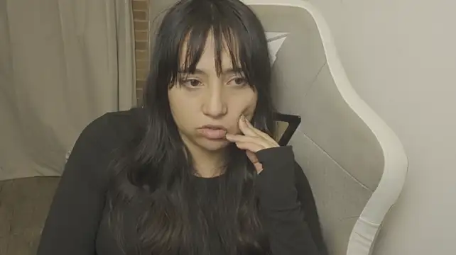 EmmitaGarcia 现场XXX聊天