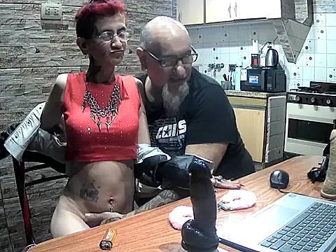 lacoloyelpela25 live XXX chat