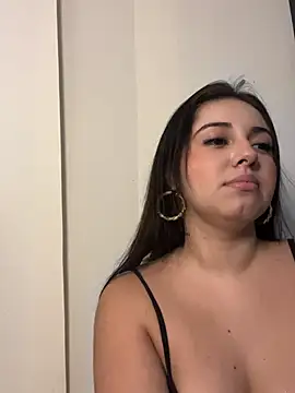 Abby-26 Adlı Modelin Canlı XXX Sohbeti