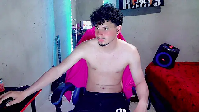 Chatroom XXX en direct de Atom_Hot
