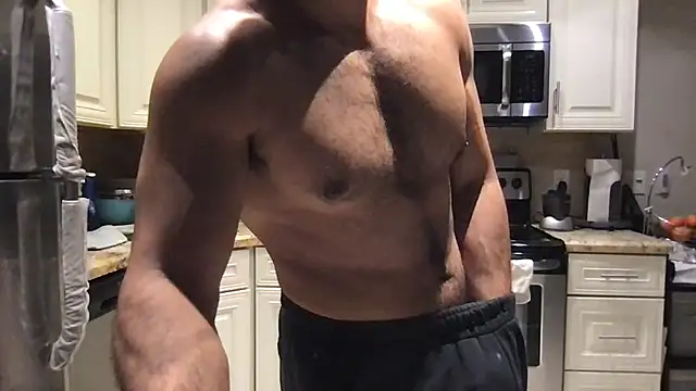 BigGuyMuscle Live XXX Chat