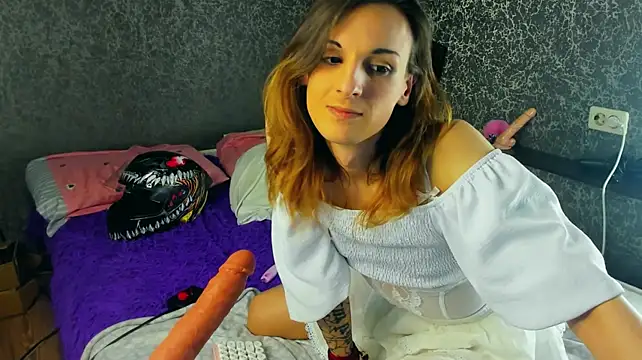 הופעת וובקאם של Anjela_Botton