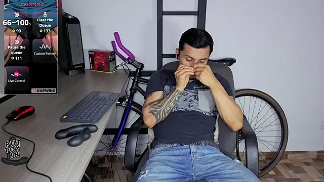 Chat XXX en directo de Marck_Muscle
