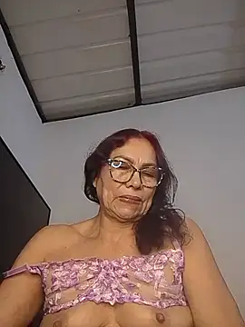 Chat XXX en directo de HOT_LATINA20