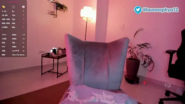 laurasophya's Live XXX Chat