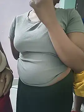 XXX chat uživo modela hottysimi