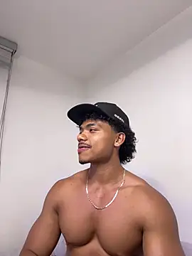 צ'אט XXX בשידור חי של XavierColeman