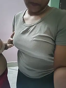 دردشة hottysimi الجنسية المباشرة