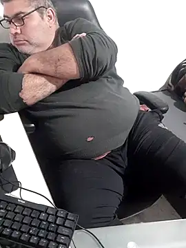 12Paradarte Adlı Modelin Canlı XXX Sohbeti