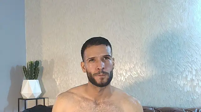צ'אט XXX בשידור חי של Jacob_Benelli