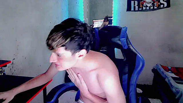 Czat XXX na żywo – Jason_Toddhot