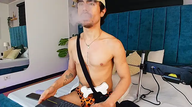 Ethan_Briggs_ 现场XXX聊天