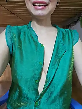 Basanis68 – Naživo XXX chat