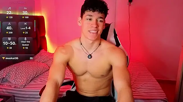 Luke_Muscle: απευθείας συνομιλία ΧΧΧ