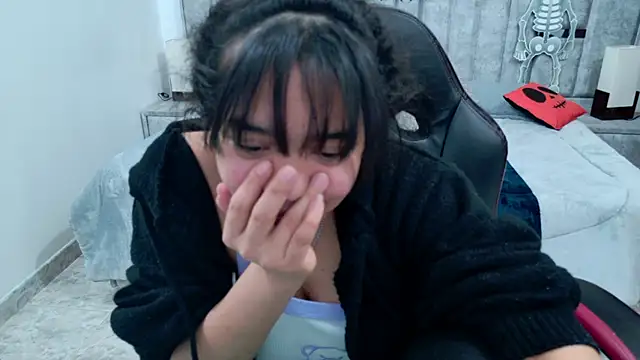 laureentt_ Chat XXX in diretta