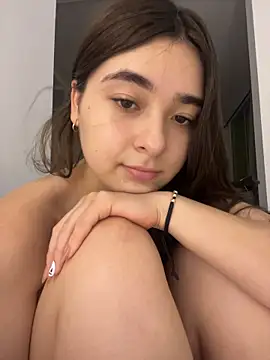 Valentina_ro Adlı Modelin Canlı XXX Sohbeti
