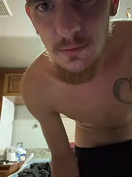 BabyGiraffe25 Webcam Show