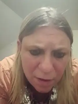 Živý XXX chat Playmate86