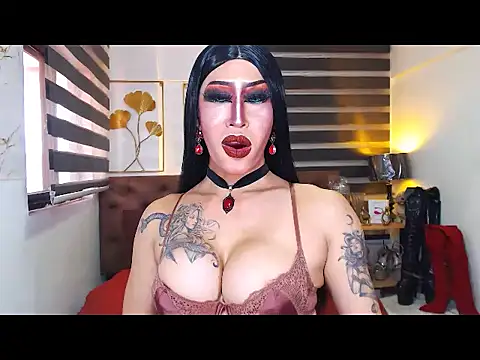 DominateMistressTyra live XXX chat