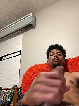 BigPrettyDick777 即時 XXX 聊天