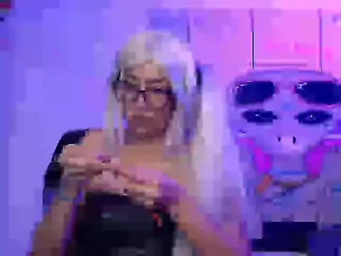 Alice_Phantom_x Adlı Modelin Canlı XXX Sohbeti