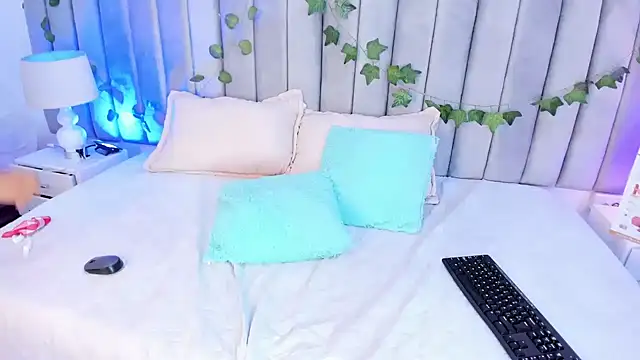 دردشة naomiii__ الجنسية المباشرة