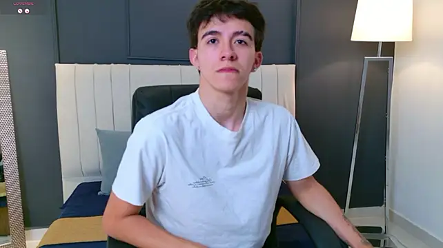 Austinbolt 라이브 XXX 채팅