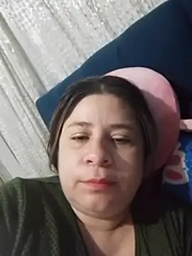 Chat XXX ao vivo de Shy_Velvet26