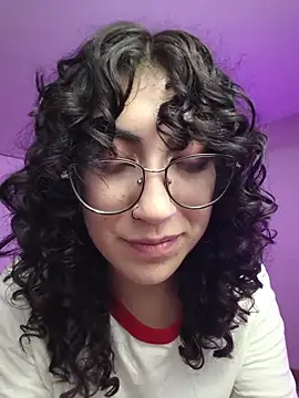 צ'אט XXX בשידור חי של beyume
