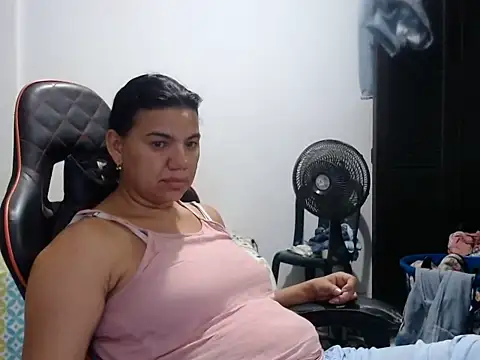 Adriana_0312 Chat XXX live