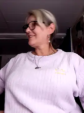 irinamaux Live XXX-chat
