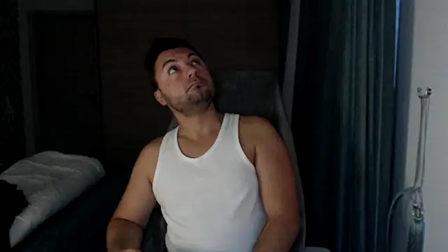 XXX chat uživo modela HankMalone