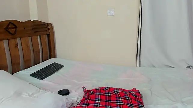 Sweet_But_Naughtyn Live XXX chat