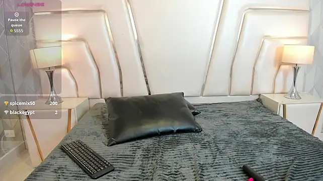 Živý XXX chat HannaSmith2