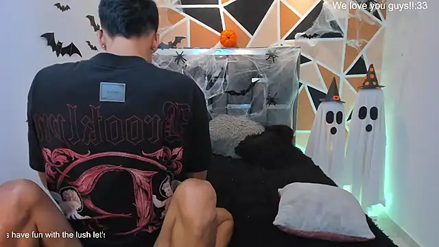 Juan_Nd_Steven's Live XXX Chat