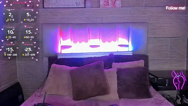 Онлайн чат XXX mia_devine_