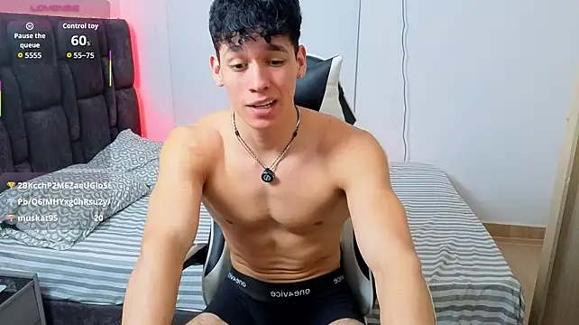 Czat XXX na żywo – Luke_Muscle