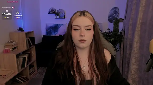 CoraMiel Live XXX-chat