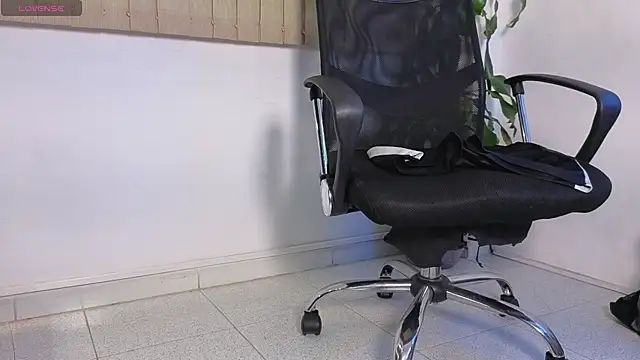 Czat XXX na żywo – MR_EITHAN