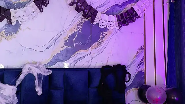 AmmyJones_'s Live XXX Chat
