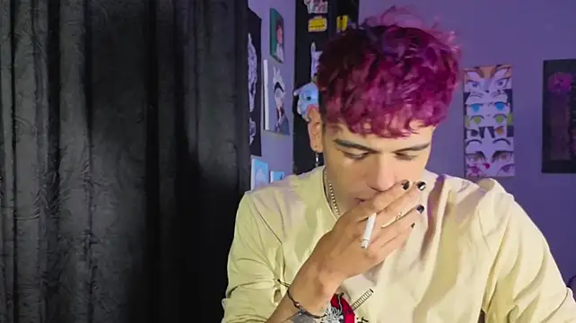 MikeyKuro Live XXX Chat