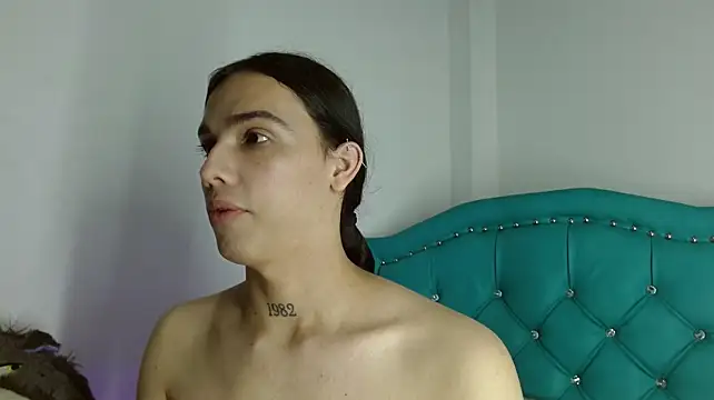 Chat XXX ao vivo de Almazz_Hot